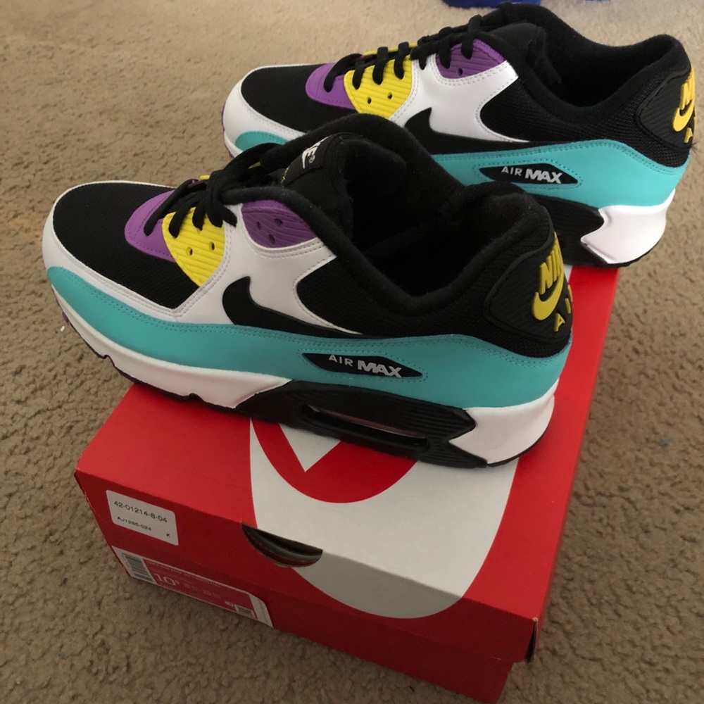 Nike Air Max 90